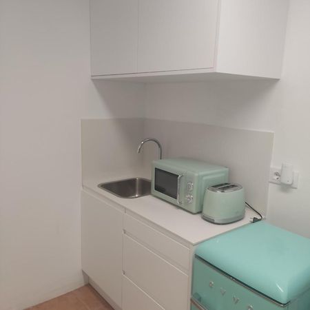 Estudio Bajo La Escalera ريدونديلا المظهر الخارجي الصورة